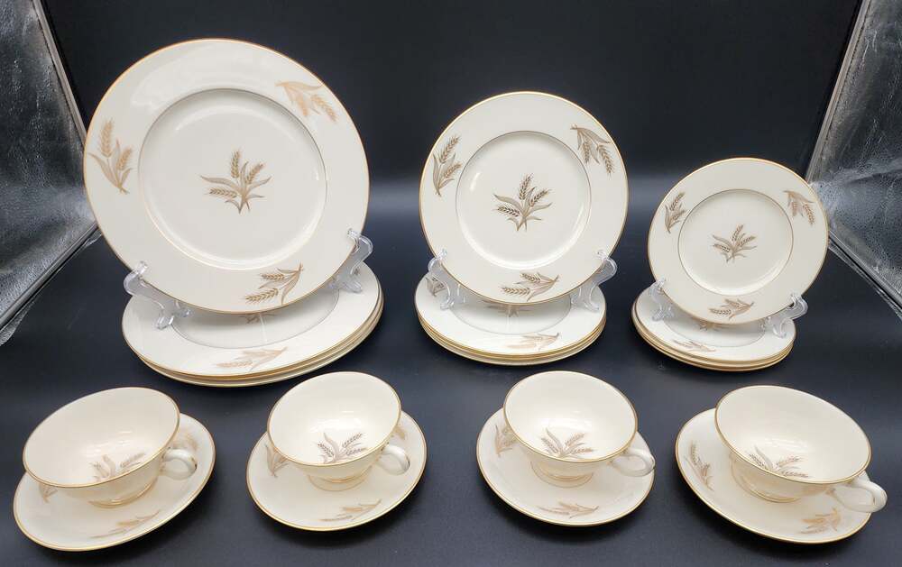 Vintage Lenox Harvest 20 Piece Place Setting 24K Gold Wheat Pattern USA R‑441